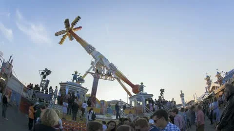 Timelapse Sky Ride Oktoberfest