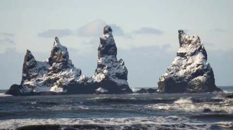 Three Pinnacles Vik Reynisdrangar
