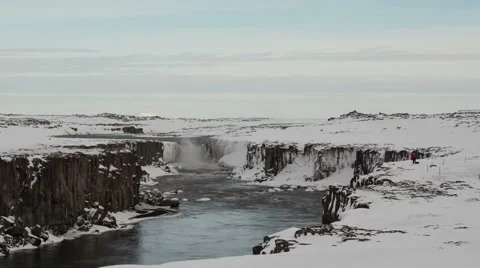 4K Time Lapse Zoom Out Sellfoss Waterfall