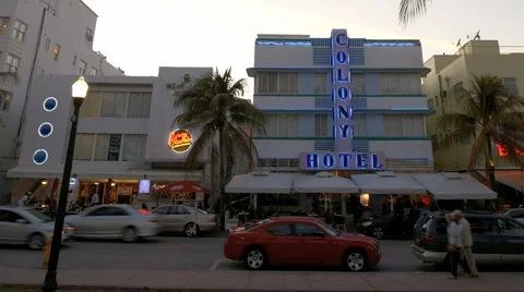 Miami Beach zoom in Ocean Drive Sunset 4K Timelapse (editorial)