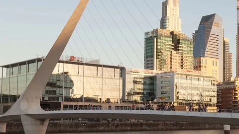 Time Lapse Golden Hour Buenos Aires Puente De La Mujer Zoom Out (Editorial)