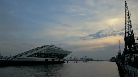 Timelapse Dockland Hamburg