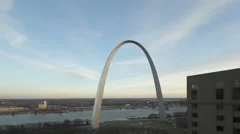 4K Time Lapse Gateway Arch St. Louis Wide Aerial View