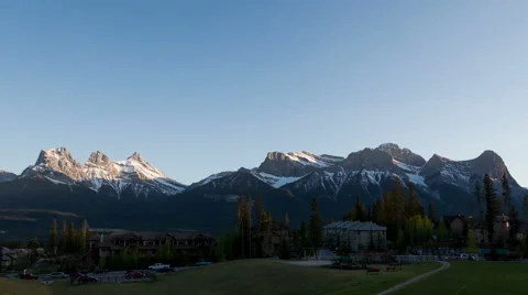 4K Time Lapse 3 Sisters Mountains Sunset Canmore