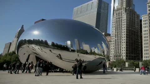 Timelapse Chicago Cloud Gate Zoom-Out