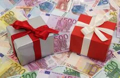 Two Presents And Money