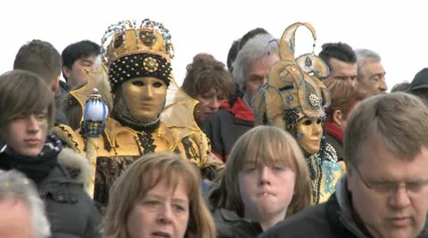 King And Queen In Gold