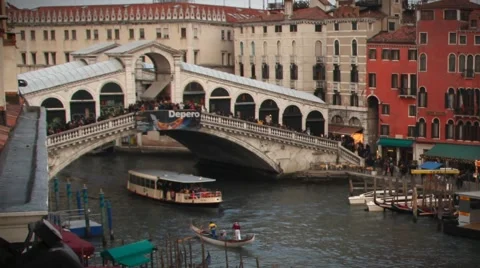 Rialto Bridge Timelapse