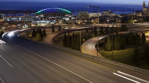 4K Time Lapse Zoom Out Traffic Seattle Skyline