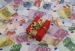 Present And Money